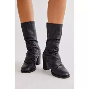Free People Elle Block Heel Boot Black size 9, 39